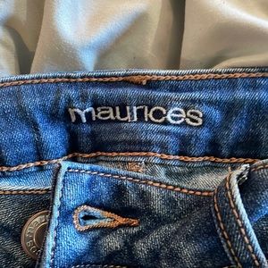 Maurice’s straight leg